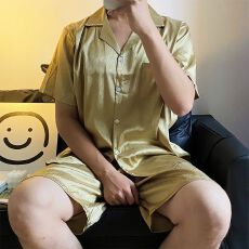 批发夏季新款<b class='q'>男士</b>冰雪丝短袖短裤两件套<b class='q'>睡衣</b>翻领开衫薄款家居服可外穿