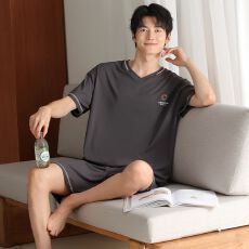 批发夏季新款<b class='q'>男士</b>莫代尔短袖短裤两件套休闲简约V领套头家居服可外穿