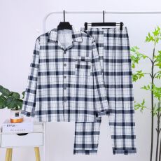 批发春秋季<b class='q'>男士</b>170克仿棉长袖新款加大码爸爸开衫家居服套装