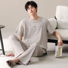 批发100%纯棉睡衣男夏季短袖长裤圆领套头直播爆款男士家居<b class='q'>服</b>