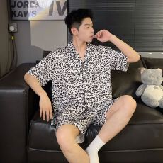 冰雪丝睡衣男士冰丝夏季短袖短裤加肥加大码2026新款真丝绸家居服