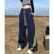 批发纯华棉复合超柔<b class='q'>大码</b>美式复古设计感三条杠卫裤女春运动宽松<b class='q'>长裤</b>