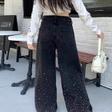 批发<b class='q'>镶钻</b>水洗满天星烫钻<b class='q'>牛仔裤</b>女街头直筒宽松显瘦阔腿坠感长裤