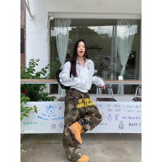 批发美式复古做旧字母印花迷彩裤<b class='q'>男</b>女春秋宽松百搭直筒阔腿休闲长裤