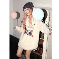 批发新款<b class='q'>大码</b>冬季新款套头上衣女显瘦<b class='q'>胖</b><b class='q'>MM</b><b class='q'>针织</b>休闲宽松长袖厚毛衣