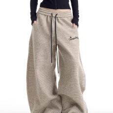 批发阔腿裤女<b class='q'>春</b>秋2025新款垂感宽松bf慵懒黑白斜条纹休闲直筒运动裤