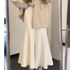 批发好质量半身裙女阔典春秋冬<b class='q'>百搭</b>包臀裙高腰显瘦纯色鱼尾裙收腰