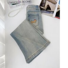 批发复古佐依水洗微喇叭<b class='q'>牛仔裤</b>女秋冬加绒高腰弹力显瘦设计感马蹄裤