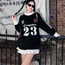 水貂绒美式魔王中性复古三条杆毛衣女春新款宽松情侣圆领长袖