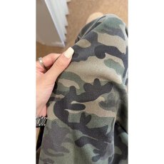 批发美式复古迷彩休闲运动裤<b class='q'>男</b>女款街头春秋季宽松百搭阔腿直筒卫裤