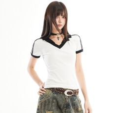 批发美式复古辣妹正肩短袖t恤<b class='q'>女</b>生2026夏季新款修身翻领显瘦短款上衣