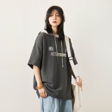 批发2026美式复古织带条纹印花短袖<b class='q'>T</b><b class='q'>恤</b><b class='q'>男</b>女夏季宽松情侣<b class='q'>运动</b>上衣
