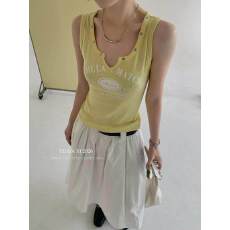 批发元熙-2026年夏上新V领针织<b class='q'>衫</b>铆钉美式字母运动休闲背心