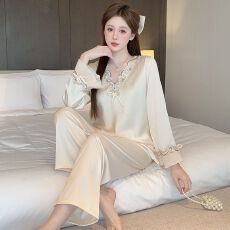 批发V领冰丝<b class='q'>睡衣</b>女秋季绣花长袖两件套装薄款<b class='q'>丝绸</b>显瘦洋气妈妈家居服