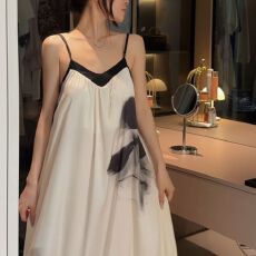 批发【官图】2025<b class='q'>夏</b>季新款云朵棉单女睡裙家居服带胸垫