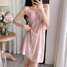 批发秋冬季金丝绒女士<b class='q'>吊带</b><b class='q'>睡裙</b>带胸垫性感女<b class='q'>吊带</b>蝴蝶飞睡衣不规则裙摆