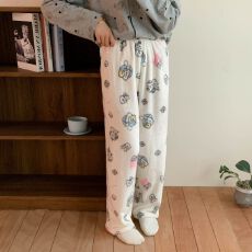 批发量大价优 法兰绒睡裤女秋冬季韩版卡通漫画风珊瑚绒遛弯裤暖暖裤