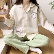 批发秋冬季女款睡衣女仿棉空气夹层反领开衫可爱通韩版印花居家服套装