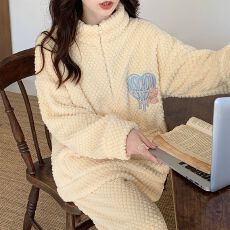 冬季新款330克加厚美舒绒闺蜜装拉链睡衣女米粒绒运动装