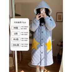 批发秋冬加绒加厚保暖三层夹棉睡袍女珊瑚绒睡裙带帽法兰绒星