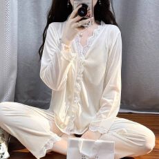 批发金<b class='q'>丝绒</b>睡衣女秋冬款2025新款高级感女士洋气可外穿长袖家居服<b class='q'>套装</b>