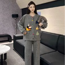 批发大量货羊毛蚕丝绒爱心刺绣小狗秋冬新款长袖长裤家居服