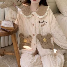 睡衣女秋冬新款可爱卡通开衫珊瑚绒提花绒保暖加厚家居服套装