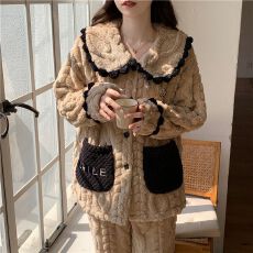 睡衣女秋冬新款可爱卡通开衫珊瑚绒提花绒保暖加厚家居服套装
