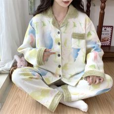 批发实拍图<b class='q'>大码</b>300斤睡衣抗起球仿棉空气棉加厚<b class='q'>大码</b>夹层睡衣系列