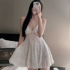 批发白月光网图高定轻奢蕾丝花边修身镂空<b class='q'>睡裙</b>袍秋冬新<b class='q'>睡裙</b><b class='q'>吊带</b>胸垫