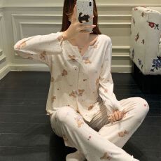 批发新款<b class='q'>莫代尔</b>睡衣少女士长袖长裤<b class='q'>开衫</b>春秋季甜美家居服套装