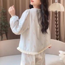 批发2026新款双长云朵棉睡衣女春秋开衫甜美清新纯色蕾丝<b class='q'>家居服</b>套装