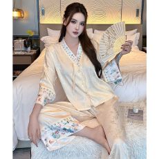 批发新中式国风睡衣女夏冰丝可外穿家居服复古少奶奶半袖长裤提花套装