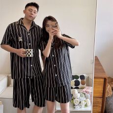 批发<b class='q'>情侣</b><b class='q'>睡衣</b>  高密冰雪丝<b class='q'>情侣</b><b class='q'>款</b>男女各四码