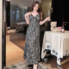 批发迷雾森林】直播爆款性感吊带胸垫碎花复古风睡裙女收腰显瘦家居服