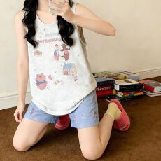 批发夏季睡衣家居服-浅灰小屋表情<b class='q'>动漫</b>背心蓝花裤双短