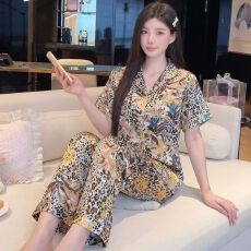 批发(实拍)ins风轻奢灰色豹纹仿真丝<b class='q'>睡衣</b>短袖长裤家居服套装