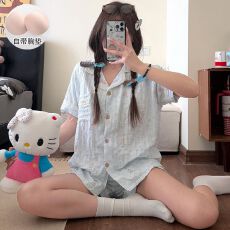 批发睡衣女万年格云朵棉带胸垫2026新款小女孩家居服套装