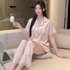 批发(实拍)法式高级蝴蝶提花蕾丝仿<b class='q'>真丝</b>短袖长裤家居服<b class='q'>套装</b>