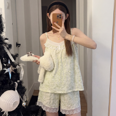 批发2026年（带胸垫泡泡皱布）蕾丝花边夏季睡衣女公主风吊带套装