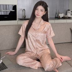 批发(实拍)夏季丝绸冰丝薄款仿<b class='q'>真丝</b><b class='q'>套装</b>女<b class='q'>睡衣</b>短袖长裤<b class='q'>睡衣</b>家居服