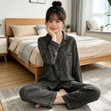 批发ins风韩系简约黑色格纹牛奶丝睡衣<b class='q'>女士</b>长袖家居服套装