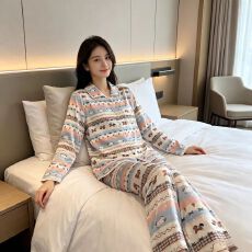 批发春秋2026新款女士冰雪丝长袖长裤两件套可外穿翻领开衫家居服薄款