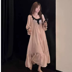 批发撞色宫廷风蕾丝花边带胸垫睡衣女云朵棉睡裙长袖春秋季家居服长款