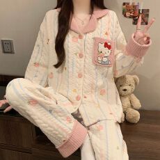 空气夹层秋冬季长袖甜美可爱卡通翻领开衫睡衣套装