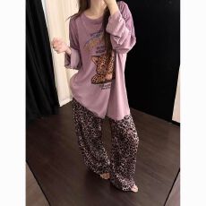 爆款跑量拉架纺棉春秋紫色豹纹T恤女豹纹长袖长裤家居服
