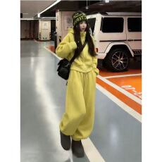 批发休闲风黄色连帽拉链长袖短款阔腿休闲运动套装 显瘦气质