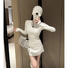 批发瑜伽服套装女防晒运动连帽外套防走光包臀裙