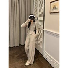 批发初秋显瘦时髦休闲女春秋冬连帽修身上衣阔腿<b class='q'>裤</b><b class='q'>宽松</b>运动服两件套装