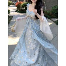 批发蝶舞星河2026优雅少女感蝴蝶亮片吊带裙仙气荷叶边层次裙摆